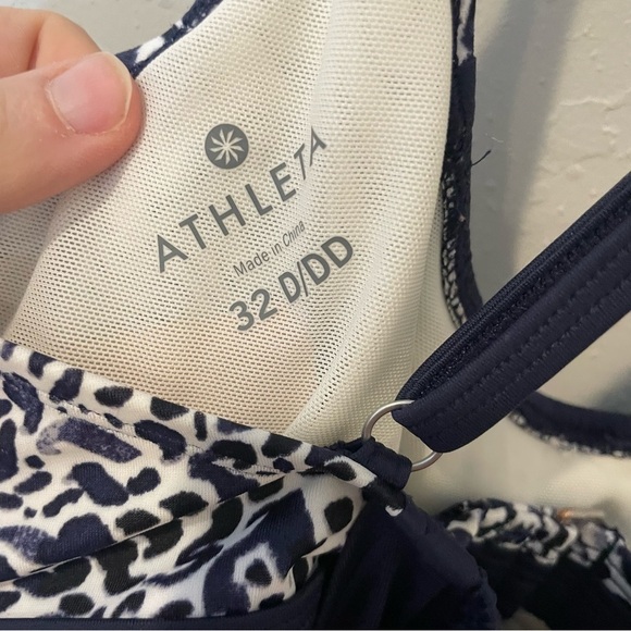 Athleta Zimbabwe Blousy Tankini Swimsuit Top - Picture 8 of 9